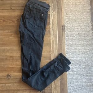Size 25, black, Rage and Bone 10inch skinny jeans!